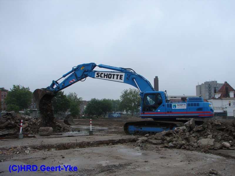 VOLVO EC 460B SCHOTTE.jpg