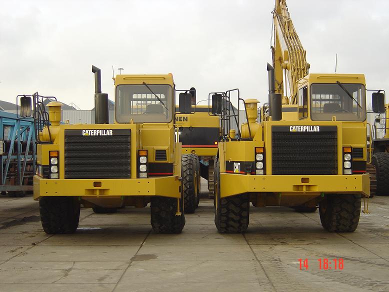 Cat D 350 D-4.JPG