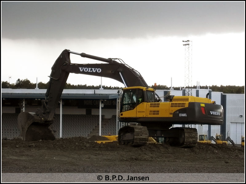 VOLVO_EC460C002.jpg