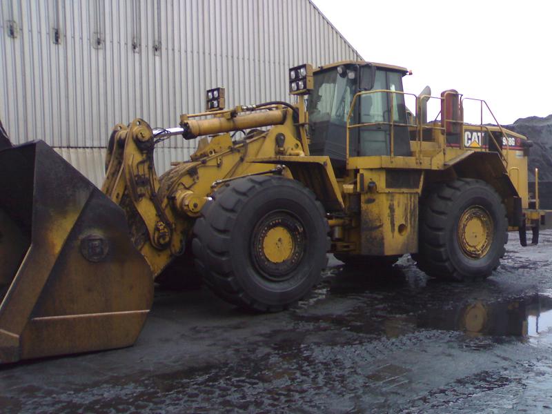 cat 988G 1.JPG