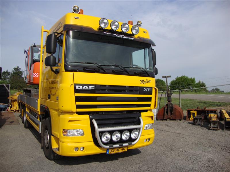 Daf FAR XF 105 003 (Medium).JPG