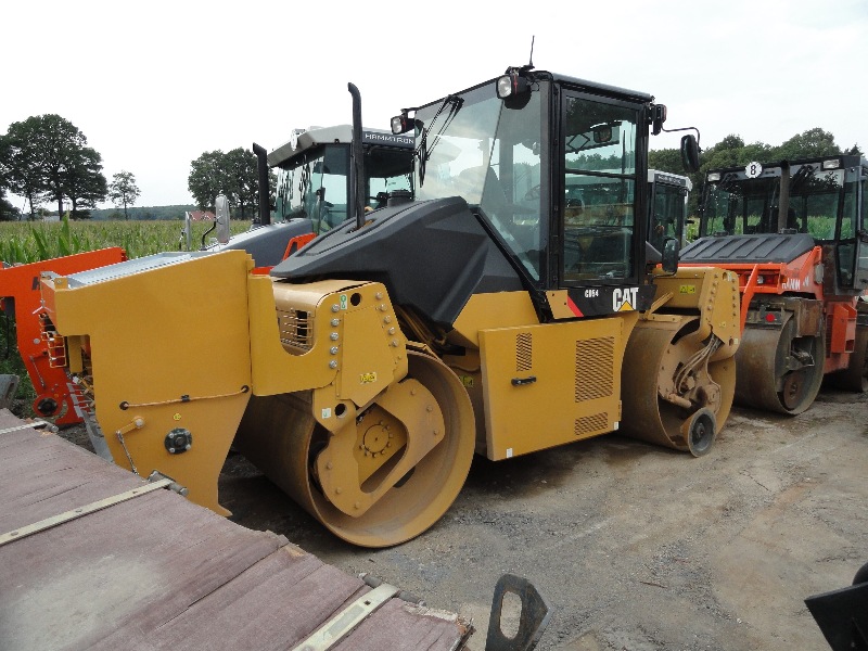 Caterpillar CD 54.jpg