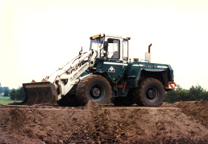 Herschaalde kopie van Liebherr.jpg