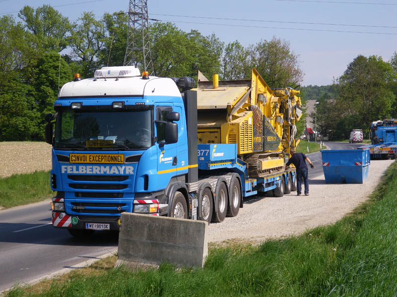 felbermayr scania met zeef.jpg