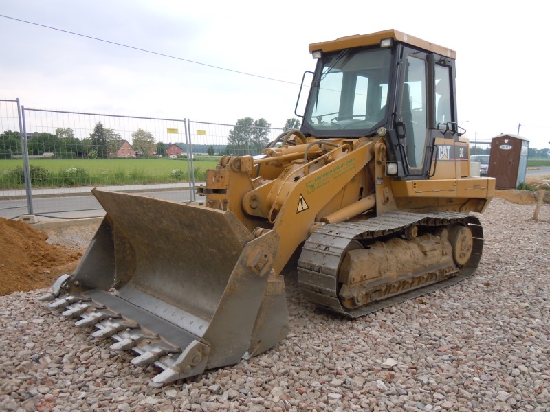 Cat 953 C (2).jpg