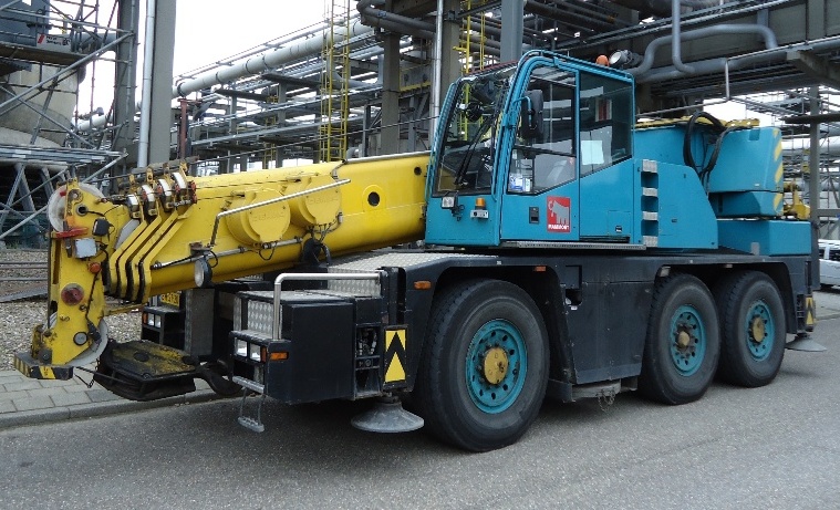 demag mammoet.JPG