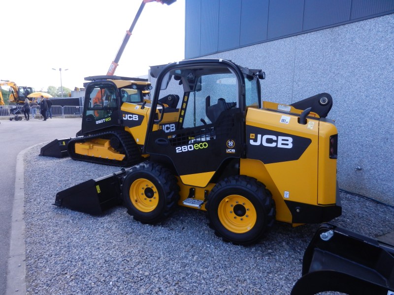 JCB 13.jpg