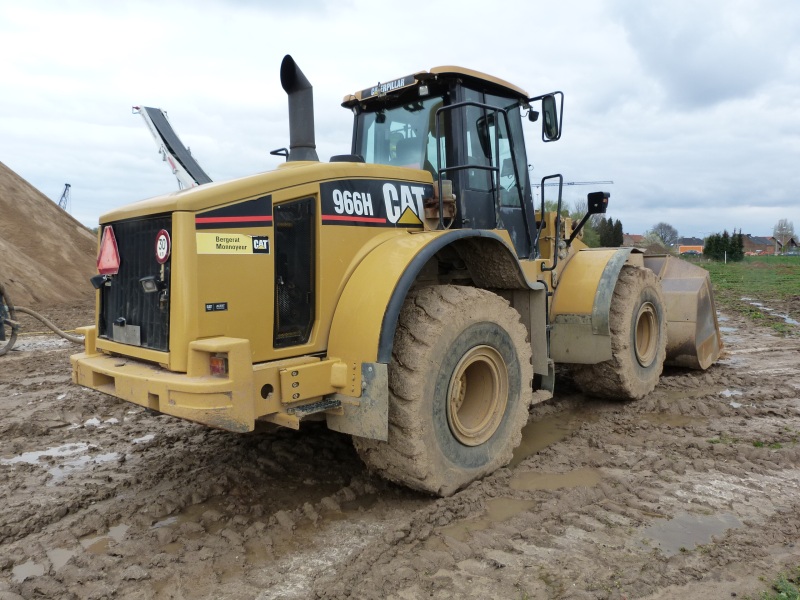 Cat 966 H (2).jpg