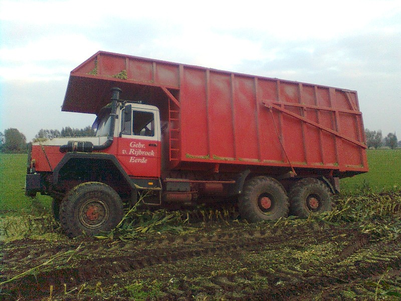 Herschaalde kopie van iveco.jpg