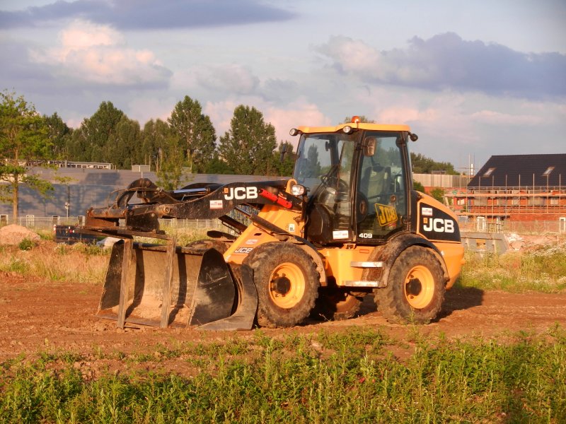 JCB 409 (3).jpg