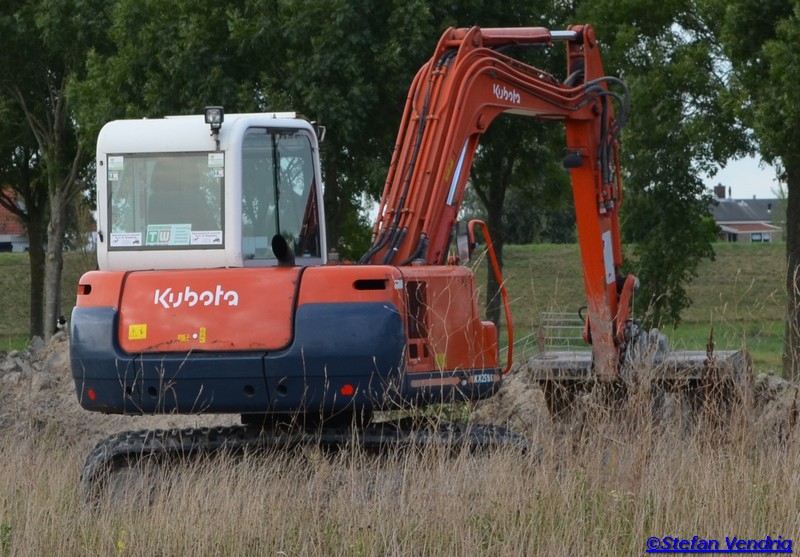 Kubota kx 241.jpg