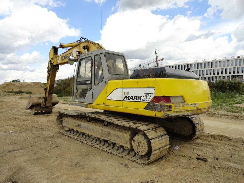 Kobelco SK 250 IV Mark (4).jpg