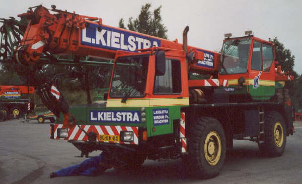 LIebherr Kielstra klein.jpg