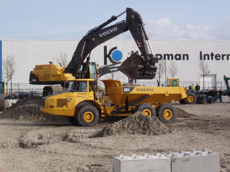 Volvo A35 E.jpg