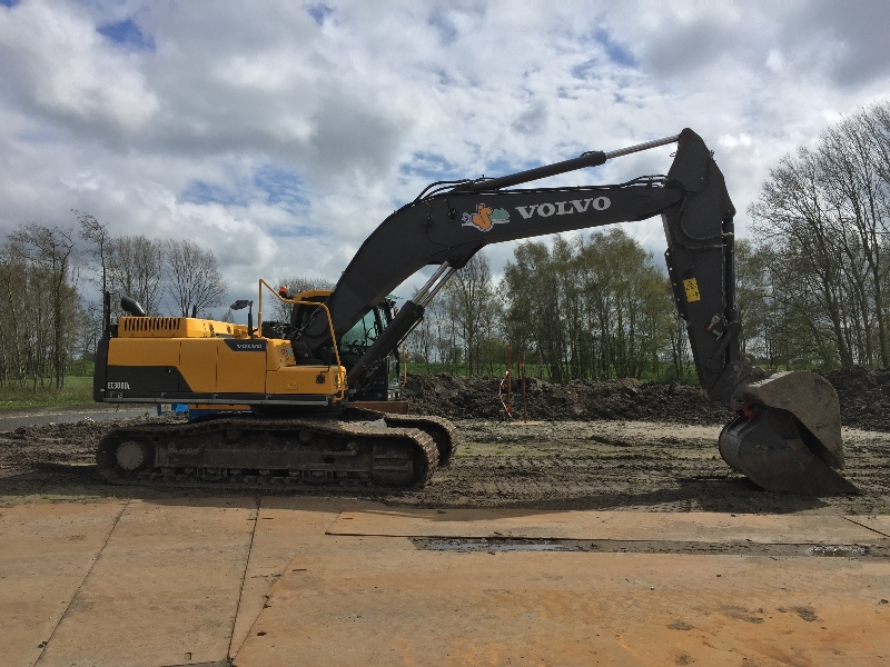 Volvo EC300DL (6) JS.JPG