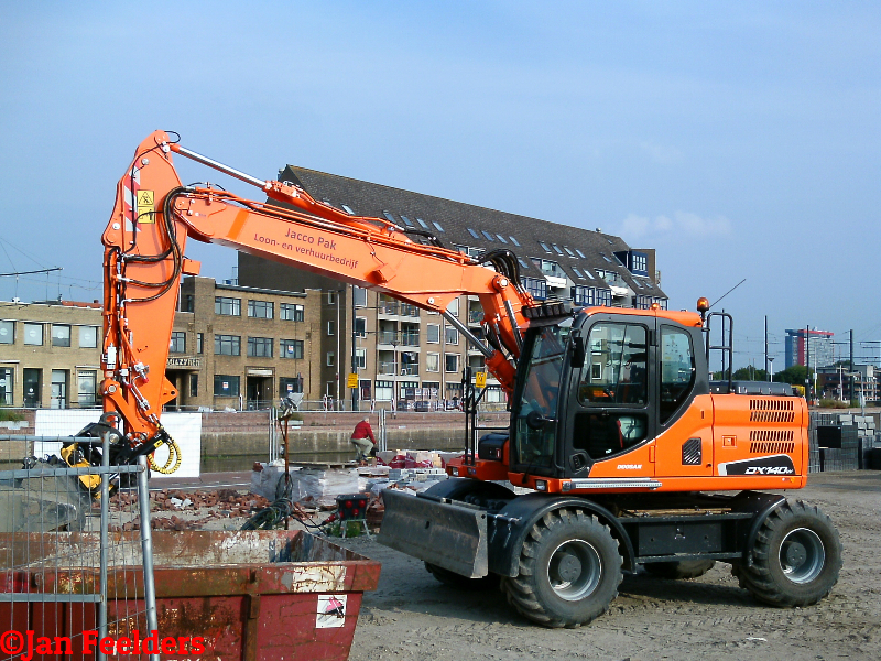 Doosan DX 140w , Jacco Pak.jpg