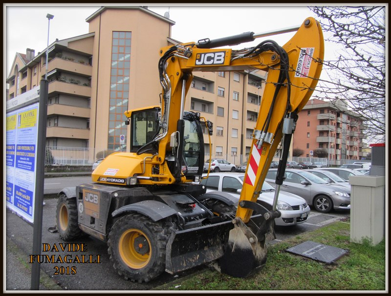 JCB Hydradig Eurocondotte 002.JPG