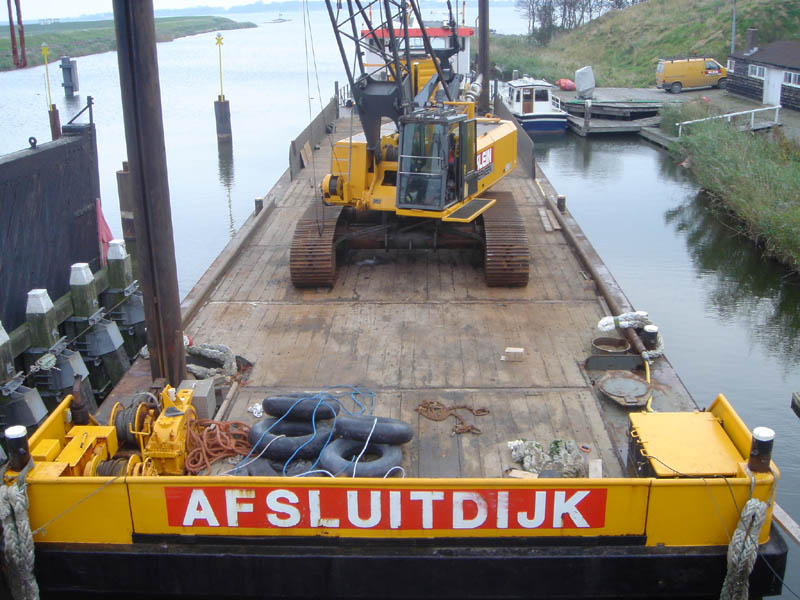 afsluitdijk2.jpg