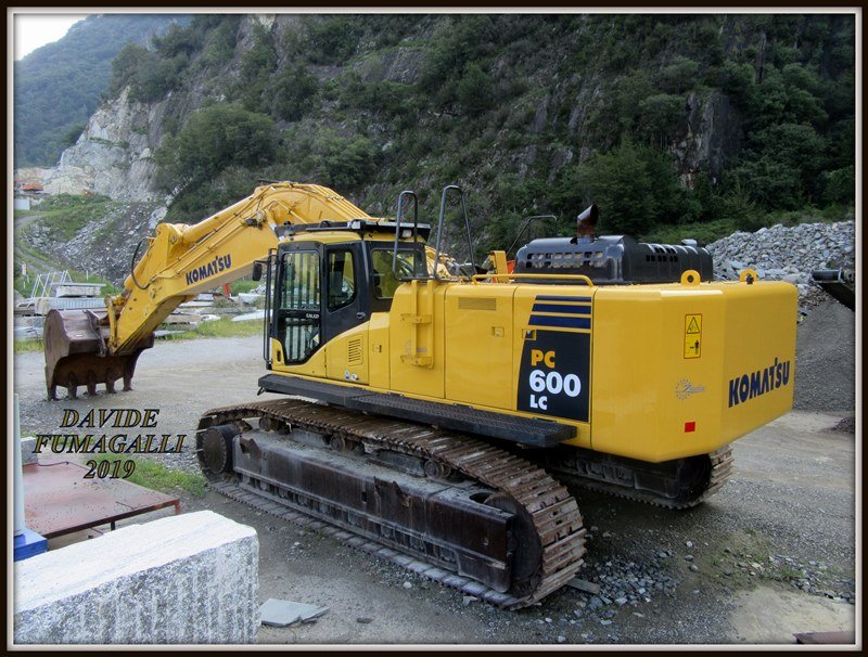 Komatsu PC600 Mognol 004.JPG