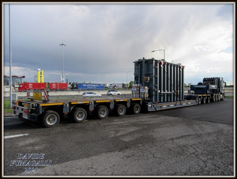 Mercedes-Benz Actros 4463 Transbiaga 005.JPG