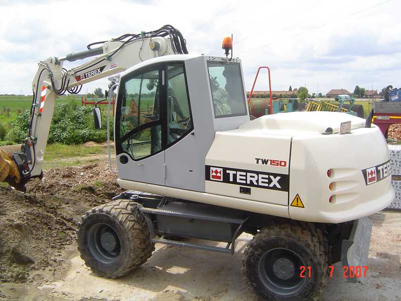 terex1.JPG