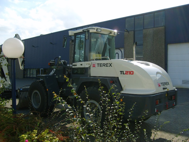 Terex TL 210.jpg