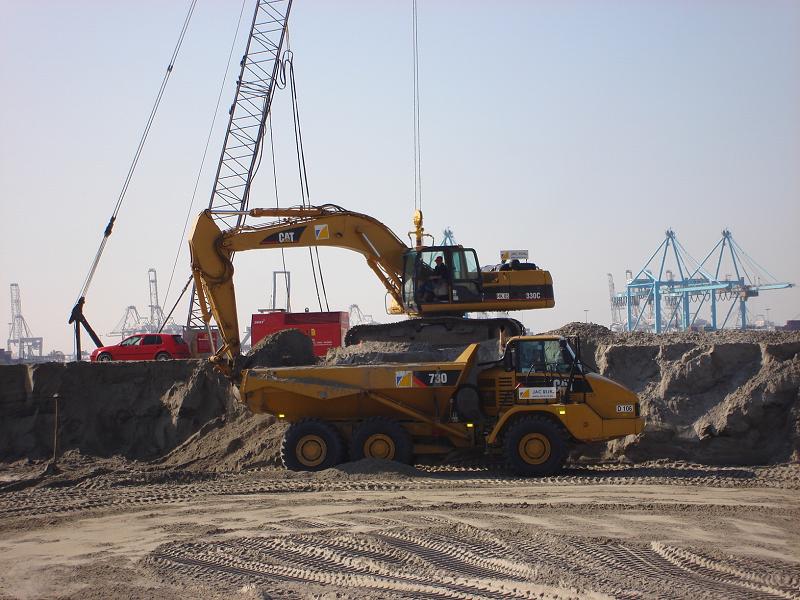 M.O.T.Maasvlakte 001.jpg