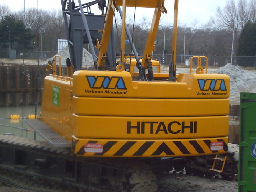 hitachi 4.JPG