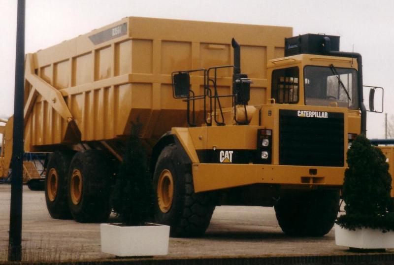 120 Caterpillar D 350 D Ligro.jpg