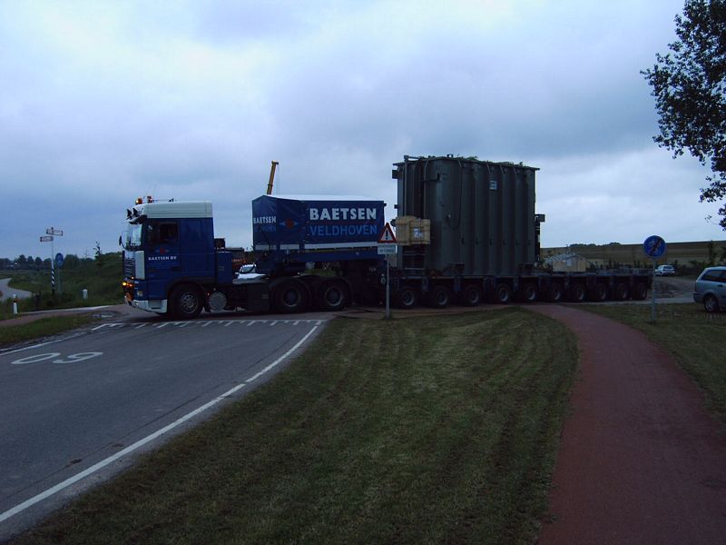 Trafo transport Baetsen